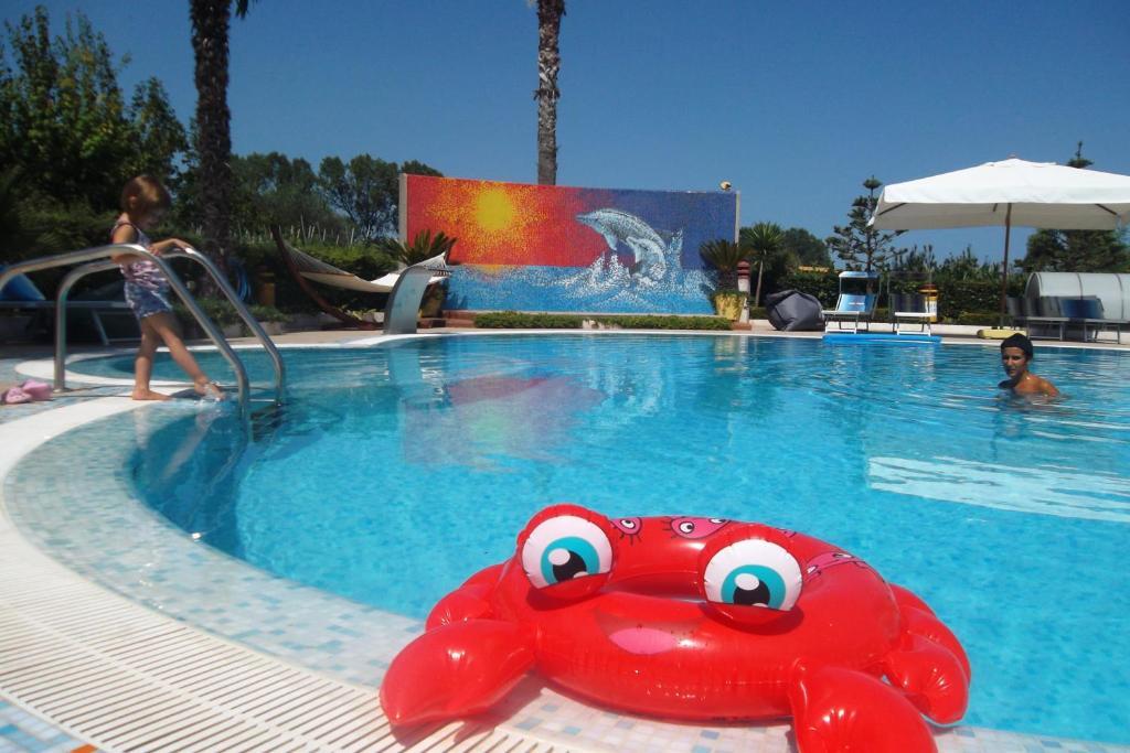 Hotel Marina Roseto degli Abruzzi Kültér fotó